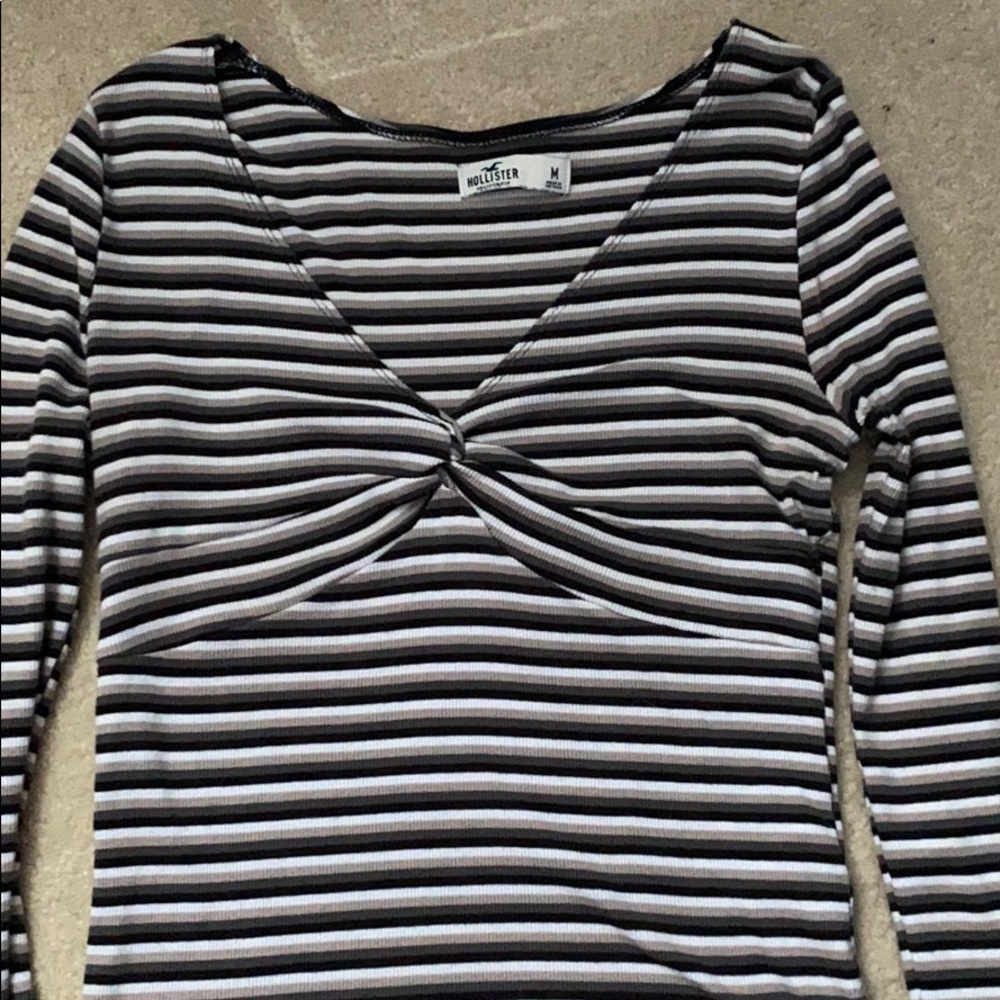 Hollister Long sleeve!!